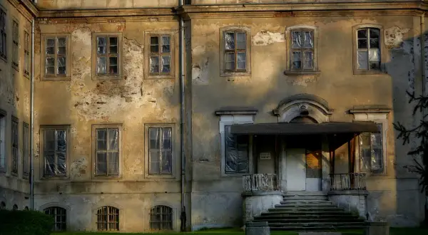 Najlepsze atrakcje w Pobiednej, które musisz zobaczyć i poznać