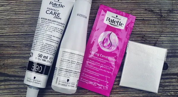 Czy szampon koloryzujący Palette Color Shampoo naprawdę się zmywa?