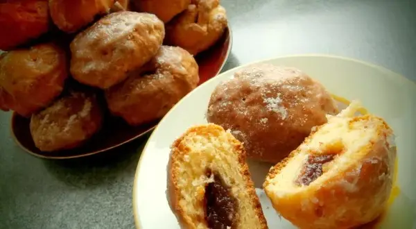 Pyszne paczki bezglutenowe pieczone – łatwy przepis na smakołyk