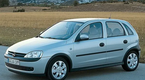 Opel Corsa C 1.0: Ile litrów baku? Zasięg, spalanie, rezerwa