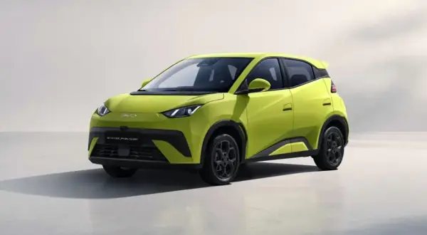 Jasnozielony BYD Dolphin Surf, miejski elektryk. Sprawdź byd cena i zacznij przygodę z ekologiczną jazdą!