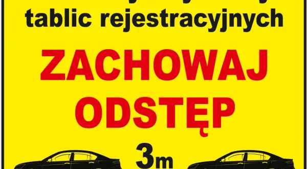 Tablica informuje o automatycznym odczycie tablic rejestracyjnych i nakazuje zachować odstęp 3m między pojazdami.