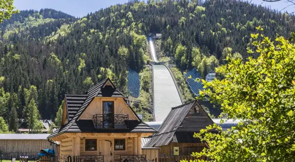 Bacówka pod Skocznią: Domki Zakopane. Czy to idealna lokalizacja?