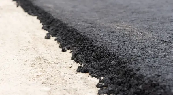 Ile m2 pokrywa tona asfaltu? Zaskakujące fakty i obliczenia