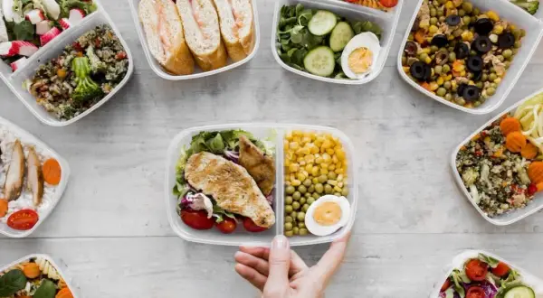 Catering: Co to jest? Jak wybrać idealny i oszczędzić czas?