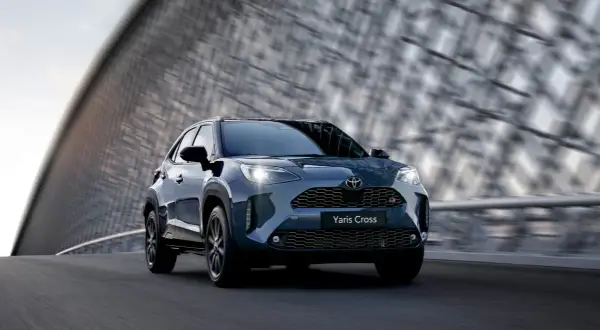 Nowa Toyota: Ile naprawdę kosztuje? Cennik, wyposażenie, finanse.