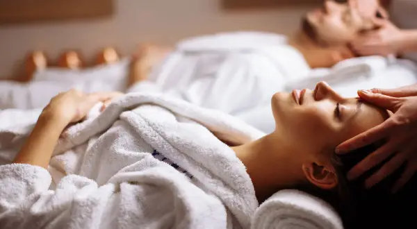 Odkryj idealne SPA pod Poznaniem: przewodnik po relaksie i zabiegach