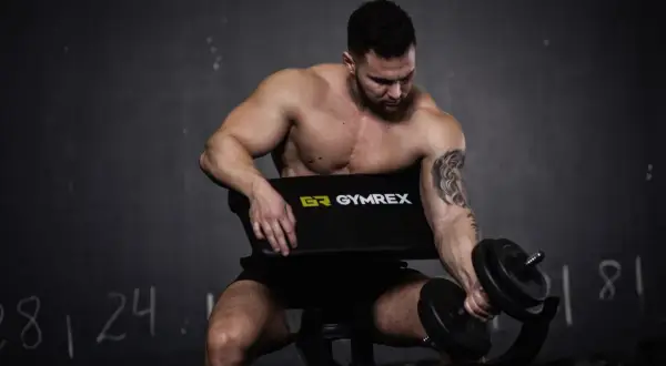 Jakie ćwiczenia na biceps? Efektywne metody na silne ramiona