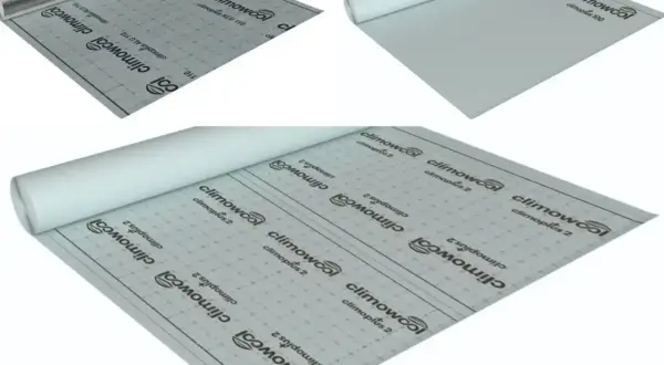 Materiały do ocieplenia stropu: rolki z membraną aluminiową i białą, z nadrukiem marki Climowool.