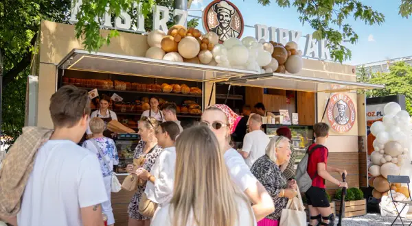 Ile można zarobić na piekarni? Zaskakujące fakty o zarobkach