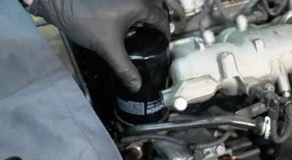 Audi A4 B8 Ölfilter wechseln: DIY-Anleitung & Tipps für den perfekten Sitz
