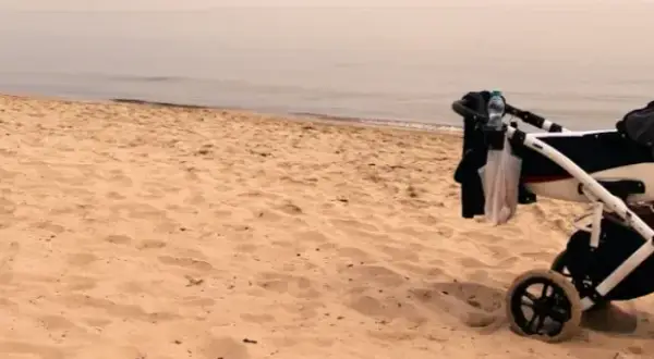Gdzie nad morze z wózkiem – najlepsze plaże dla rodzin z dziećmi