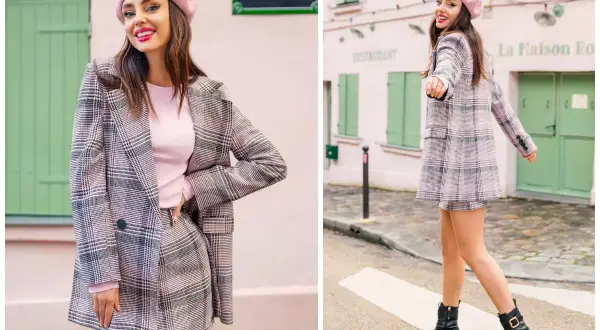 Dziewczyna w różowym beretce i kraciastej marynarce z mini spódniczką, prezentująca styl preppy.