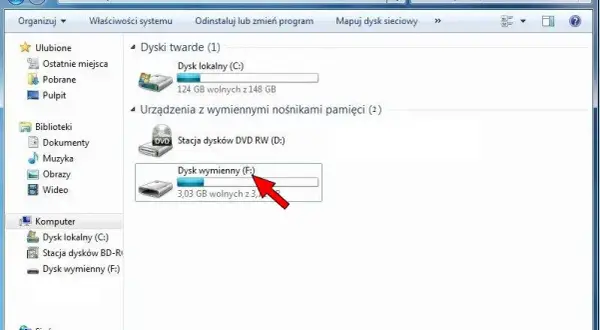 Jak usunąć zdjęcia z karty pamięci aparatu i uniknąć strat danych