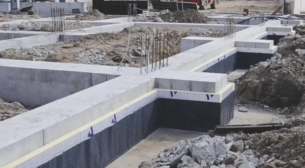 Jak ocieplić fundament, aby uniknąć strat ciepła i wilgoci?