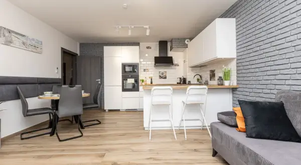 Apartament typu deluxe co to znaczy? Poznaj jego wyjątkowe cechy