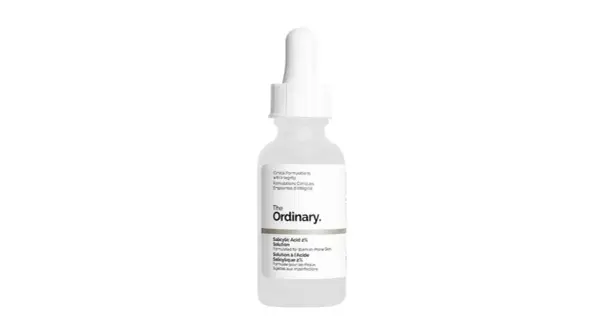 Frasco de The Ordinary con ácido salicílico al 2%, ideal para pieles con imperfecciones.