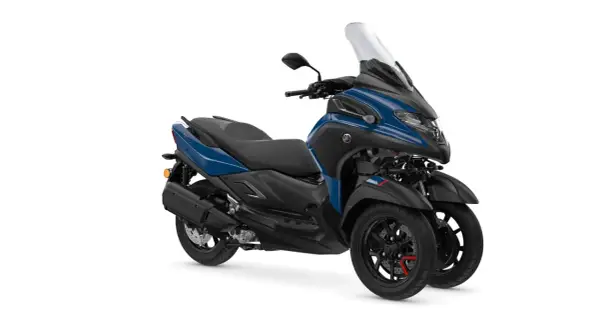 Niebieski skuter Yamaha Tricity 300 z trzema kołami. Sprawdź aktualną yamaha tricity 300 cena.
