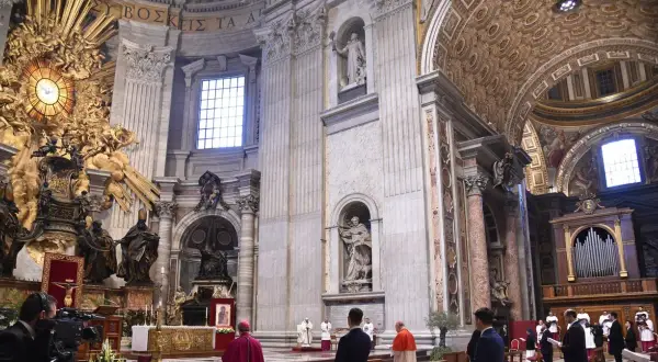 Czy msza w wielką sobotę jest msza niedzielna? Poznaj prawdę o liturgii