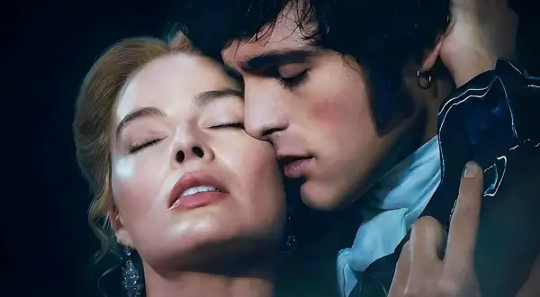 En kvinna och en man i en passionerad omfamning, en scen från nya romantiska filmer.