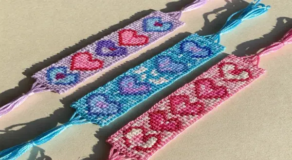 Jak łatwo stworzyć piękną DIY bransoletkę ze sznurka w kilka minut