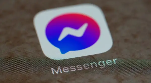Messenger bez Facebooka: Prosty sposób na dodanie kontaktów bez rejestracji