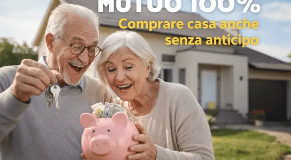 Coppia felice con chiavi e salvadanaio pieno di soldi, scopri come ottenere mutuo prima casa senza anticipo.