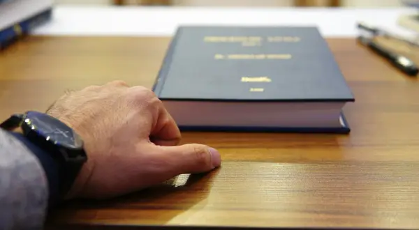 Czy adwokat może kłamać? Prawda o etyce zawodowej adwokatów