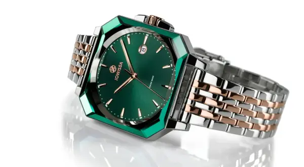 Reloj Jowissa con esfera verde y bisel facetado, brazalete bicolor. El **swiss made significado** es garantía de calidad y precisión en este elegante accesorio.