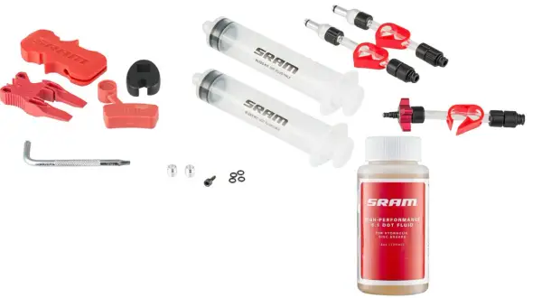 Kit pour purge liquide de frein SRAM : seringues, adaptateurs, clé Allen et flacon de DOT 5.1.