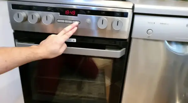 Jak włączyć piekarnik Mastercook Wrozamet - proste kroki do sukcesu