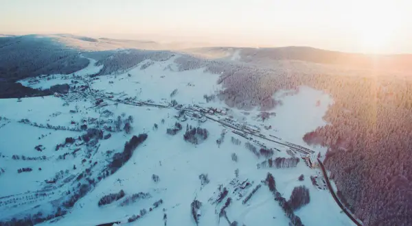 Cieplice Zdrój stoki narciarskie - najlepsze miejsca na narty w okolicy