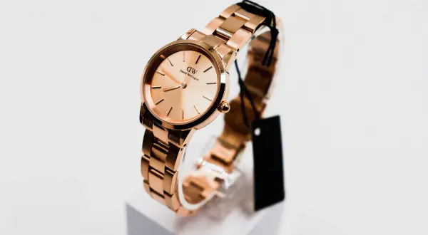 Daniel Wellington damski: Idealny zegarek, kolekcje, jak rozpoznać oryginał?