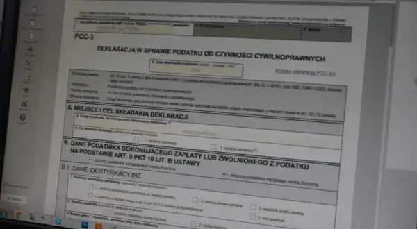 Formularz deklaracji PCC-3 na ekranie komputera.