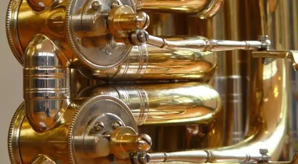 Kwintet dęty blaszany jakie instrumenty - poznaj ich unikalne role
