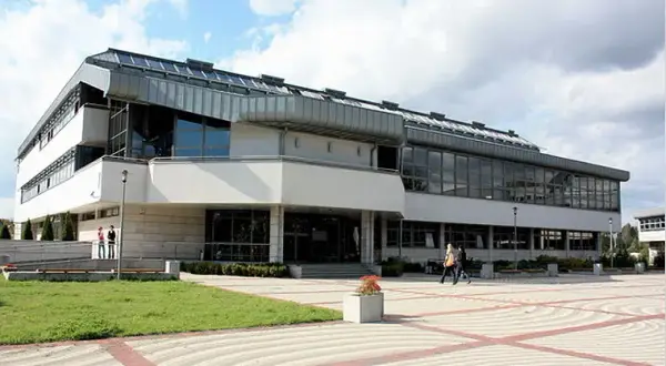 Uniwersytet Siedlecki: Co musisz wiedzieć o studiach i życiu studenckim