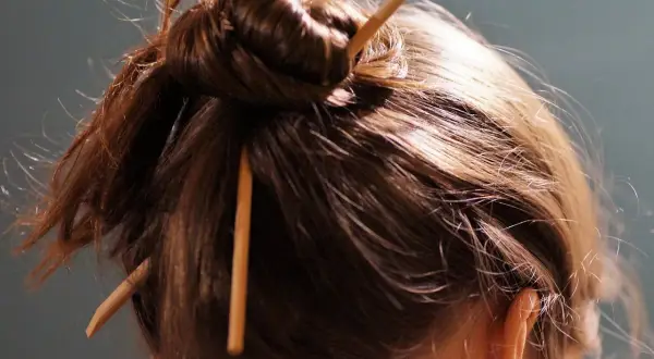Henna na siwe włosy: Dwuetapowy sekret idealnego koloru!