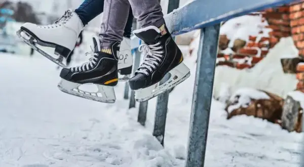 Najlepsze outfit na łyżwy, które zapewnią ciepło i komfort