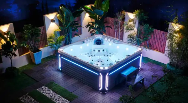 Jacuzzi ogrodowe SPA: Jak wybrać i ile kosztuje utrzymanie?