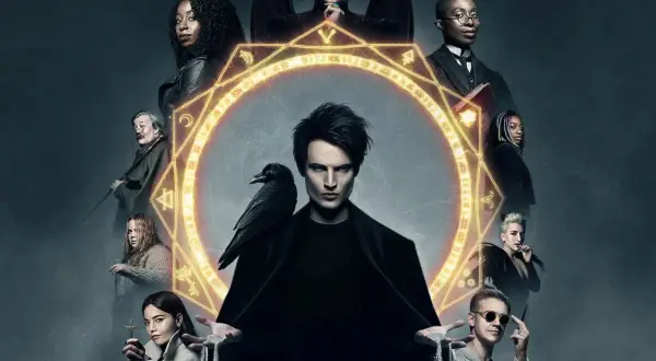 Das offizielle Poster zur sandman staffel 2 zeigt Dream mit einer Krähe, umgeben von einem magischen Kreis und verschiedenen Charakteren.