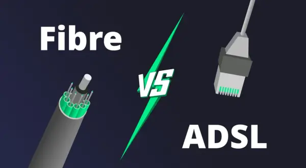 Comparaison visuelle entre la fibre optique et l'ADSL, illustrant la technologie de connexion internet.