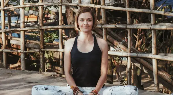 Czy joga to sport? Odkryj prawdę o jej naturze i celach