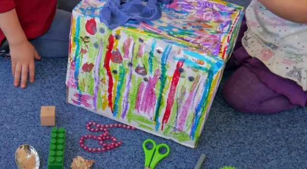 Zabawy sensoryczne dla 7-latka: Rozwiń potencjał i sukcesy w szkole