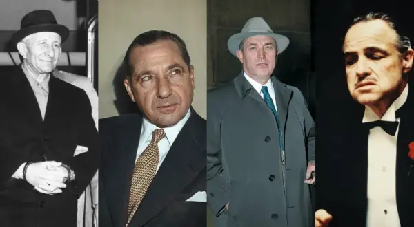 Czterech mężczyzn w eleganckich garniturach i kapeluszach. Marlon Brando jako ojciec chrzestny gra swoją rolę.