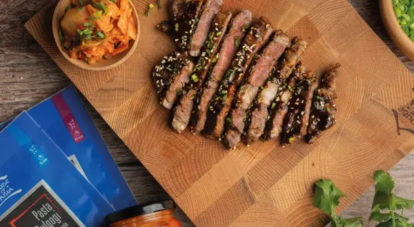 Kimchi jak podawać? 15+ pomysłów od Korei po polskie fusion