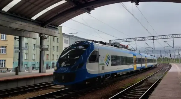 Gdzie sprawdzić opóźnienia pociągów i uniknąć nieprzyjemnych niespodzianek