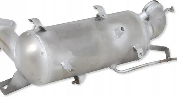 Filtr DPF do Opla Insignia, metalowy, cylindryczny, z mocowaniami i rurkami.