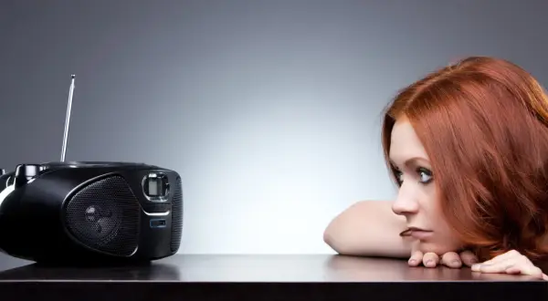 Gdzie znaleźć vox fm? Sprawdź częstotliwości w Twoim mieście