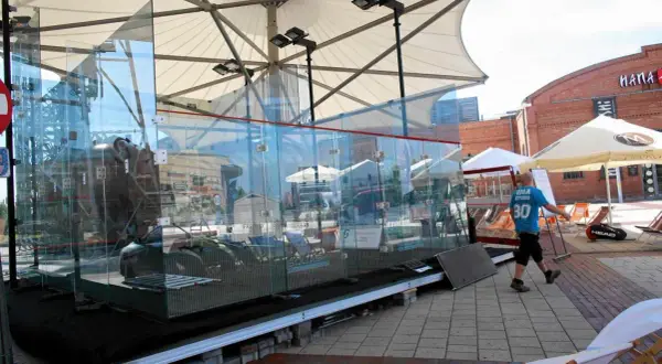 Najlepsze miejsca na squash w Nowym Sączu – znajdź swój kort już dziś