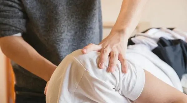 Kiedy do fizjoterapeuty? Sygnały, których nie możesz ignorować!